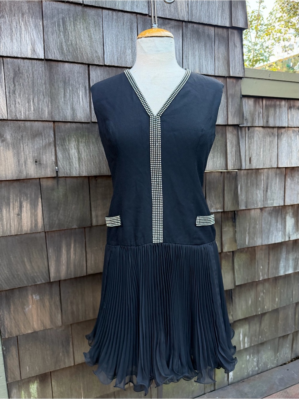 Vintage 70s black cocktail shirt dress chiffon ruffle skirt rhinestones Sz S.